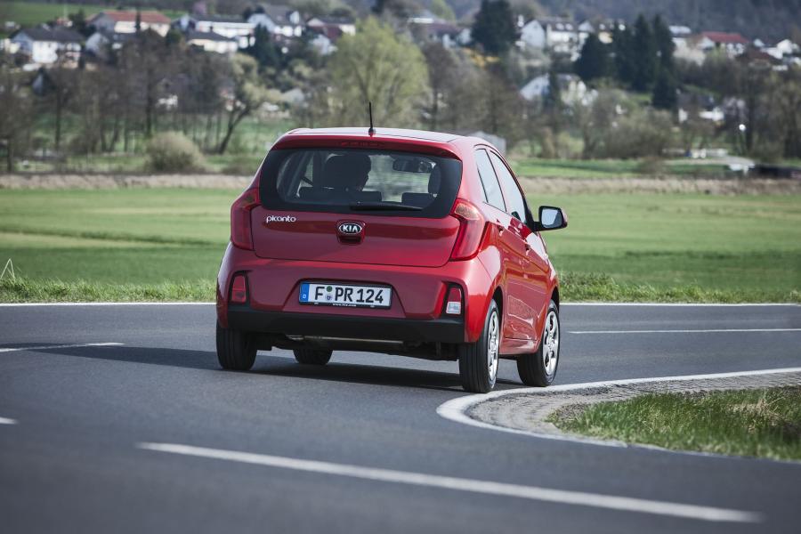  Kia Picanto 5-Door 2015 года  (фото 24 из 30)